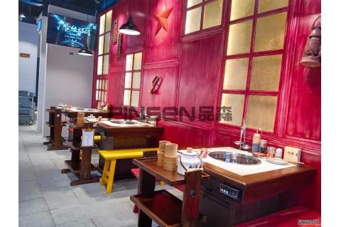 如何選購實木餐桌椅？實木餐桌椅選購技巧